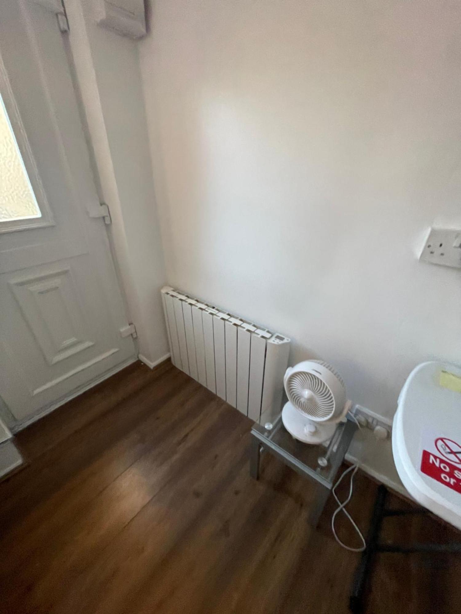 Fantastic Studio, Private Bathroom And Mini Kitchen. Thamesmead (Greater London) Exterior foto